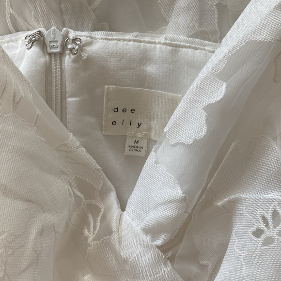 Dee Elly strapless dress w/ slit - Picture 2 of 5